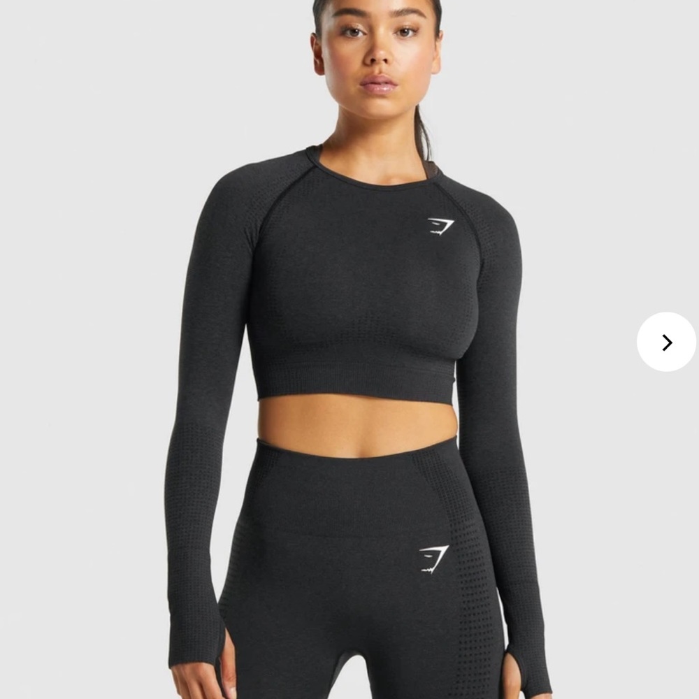 Gymshark women’s black marl vital seamless 2.0 long sleeve crop size M